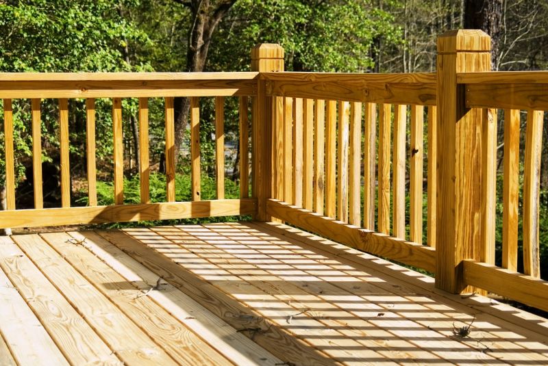 Cedar Deck Refinishing
