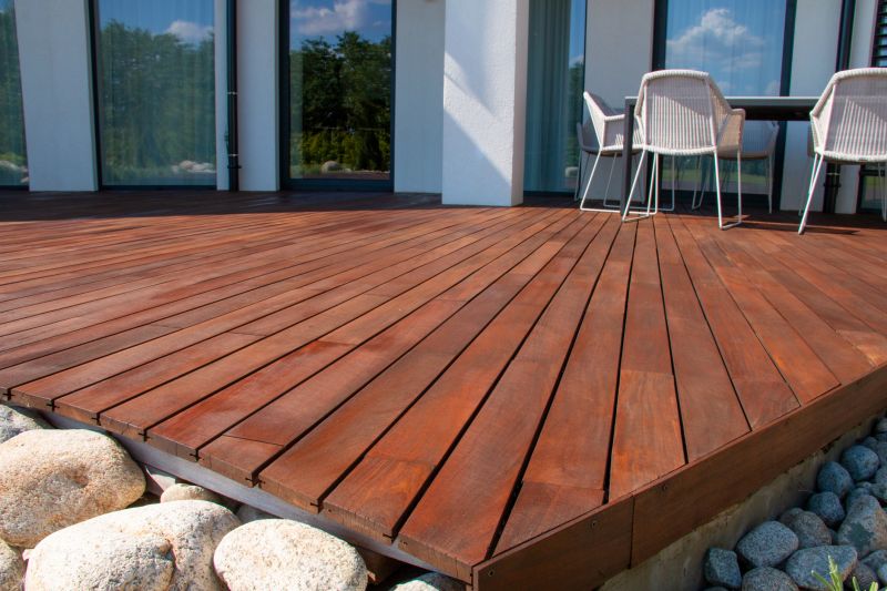Cedar Deck Refinishing